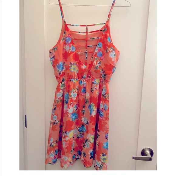 Flower spring dress - Picture 1 of 2